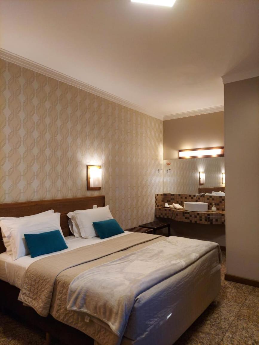 Hotel Pousada Santa Rita Рібейран-Прету Екстер'єр фото